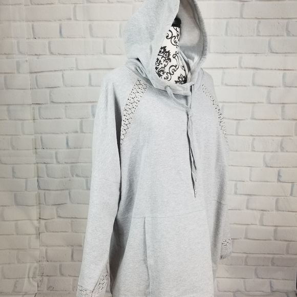 Weekend size 1x long sleeve hoodie lace inset - Picture 5 of 10